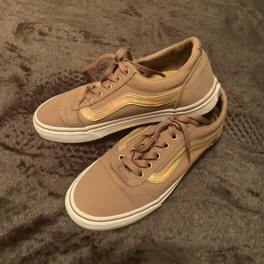 Low-Top Vans